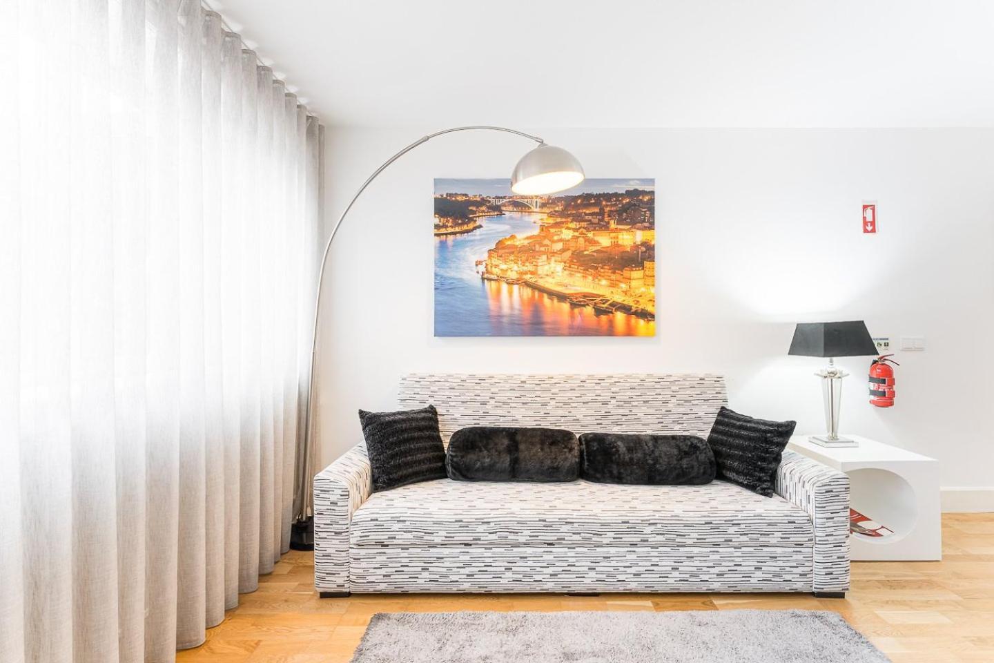Guestready - Bright Home In The Heart Of Porto Eksteriør billede