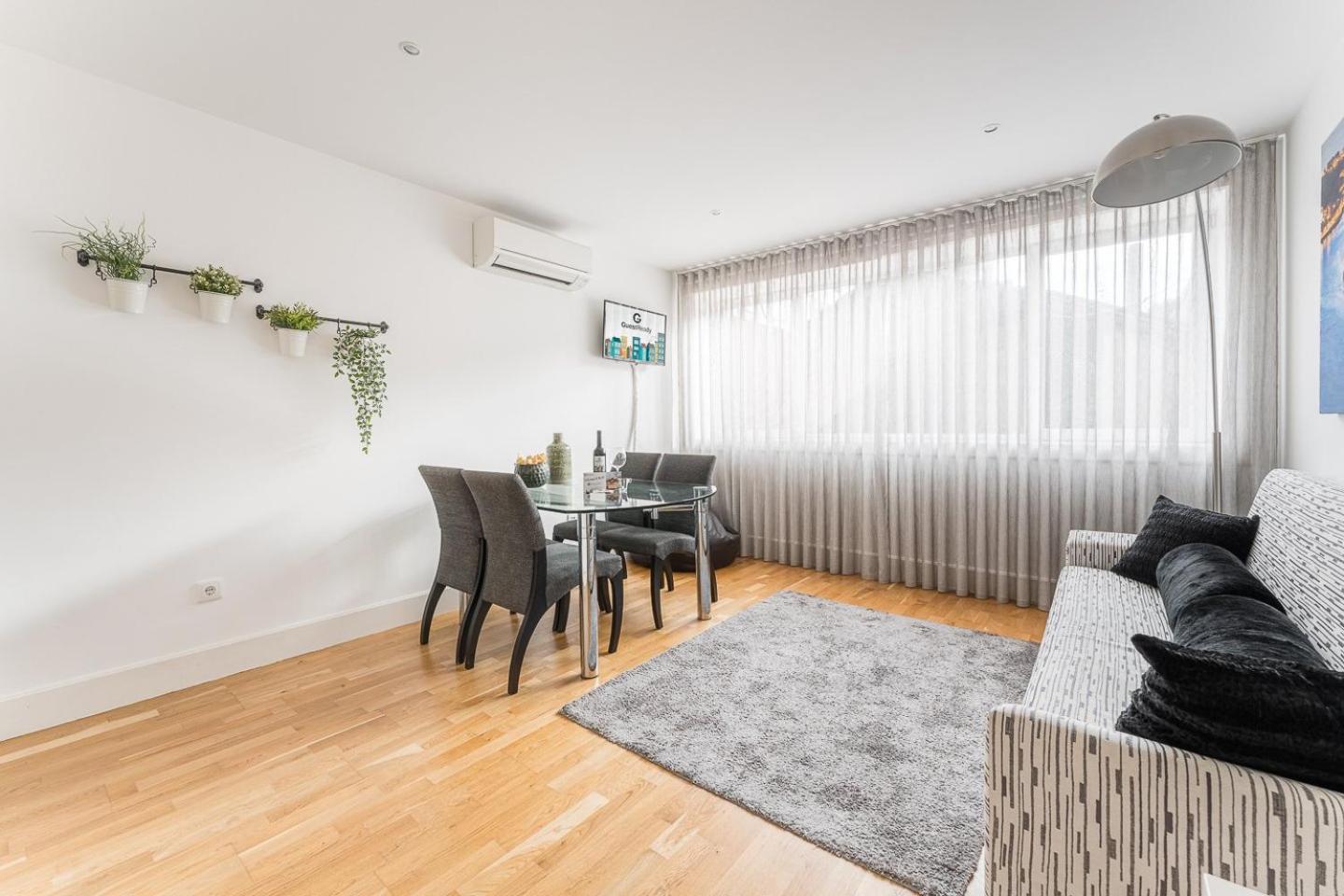 Guestready - Bright Home In The Heart Of Porto Eksteriør billede